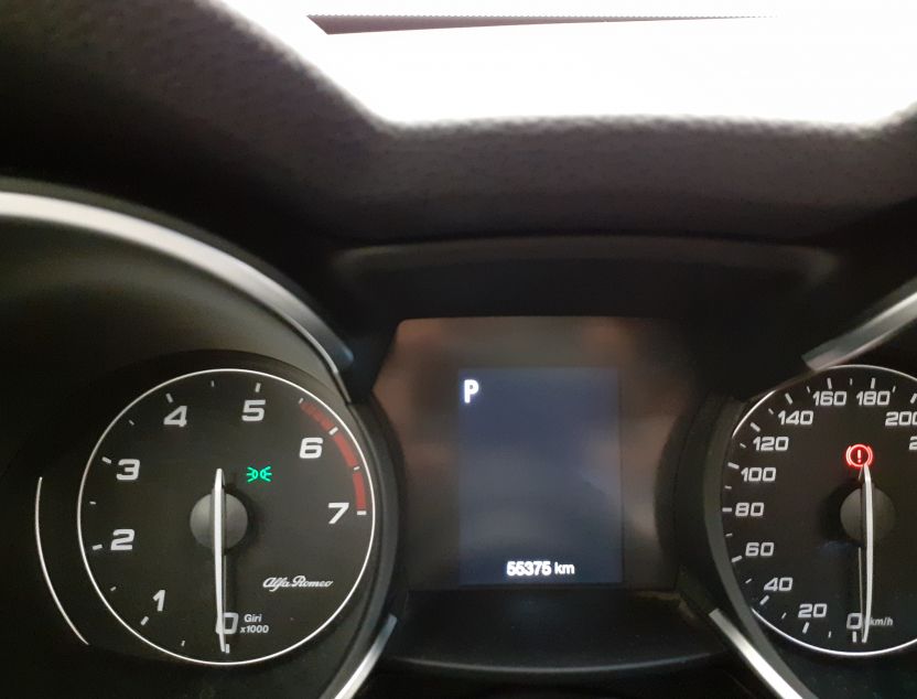 Interior de Alfa Romeo STELVIO