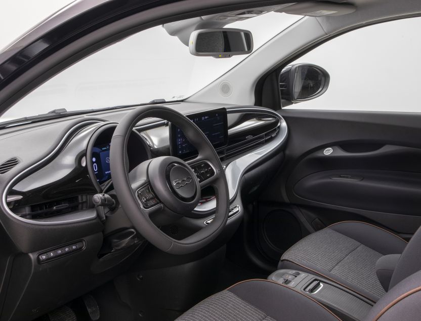 Interior de Fiat 500e