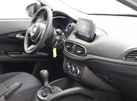 Ficha técnica de Fiat Ficha técnica de Fiat