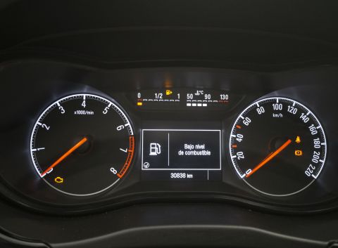 Ficha técnica de Opel Ficha técnica de Opel