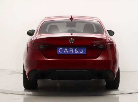 Ficha técnica de Alfa Romeo Ficha técnica de Alfa Romeo