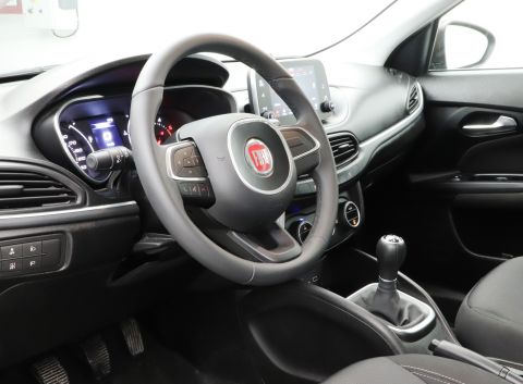 Ficha técnica de Fiat Ficha técnica de Fiat