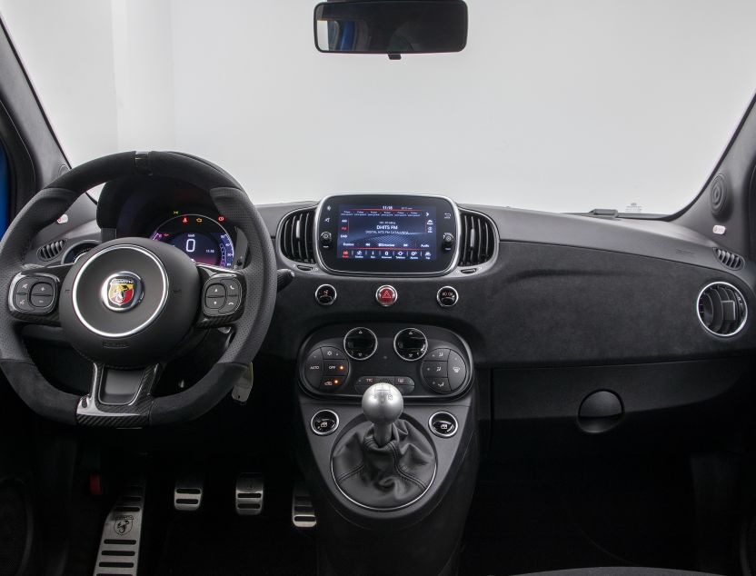 Interior de Abarth 500