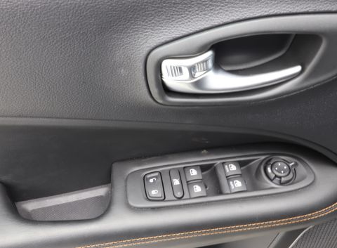 Ficha técnica de Jeep Ficha técnica de Jeep