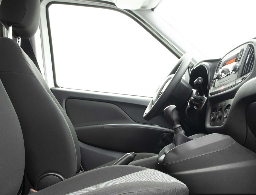 Interior de Fiat Doblo