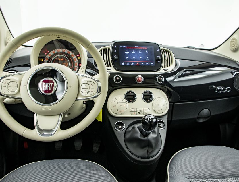 Interior de Fiat 500