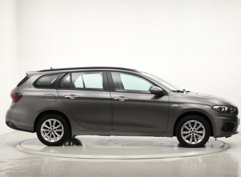 Ficha técnica de Fiat Ficha técnica de Fiat