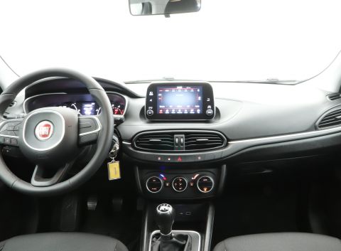 Ficha técnica de Fiat Ficha técnica de Fiat