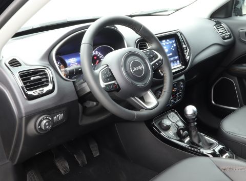 Ficha técnica de Jeep Ficha técnica de Jeep
