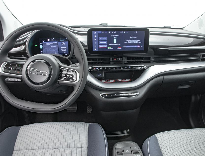 Interior de Fiat 500e