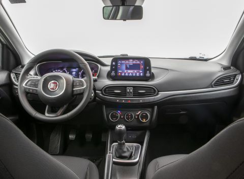 Ficha técnica de Fiat Ficha técnica de Fiat