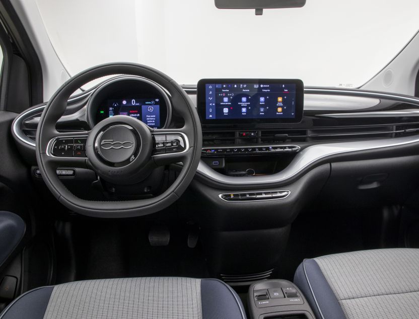 Interior de Fiat 500e