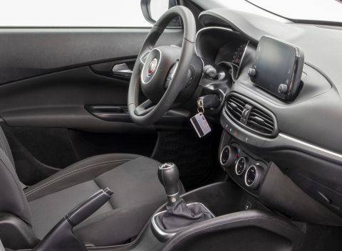 Ficha técnica de Fiat Ficha técnica de Fiat