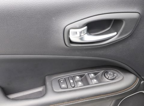 Ficha técnica de Jeep Ficha técnica de Jeep