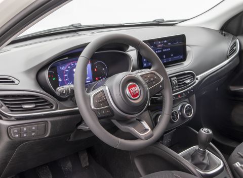 Ficha técnica de Fiat Ficha técnica de Fiat