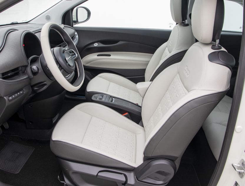 Interior de Fiat 500