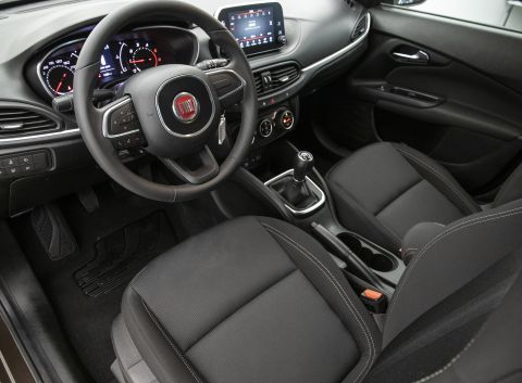 Ficha técnica de Fiat Ficha técnica de Fiat