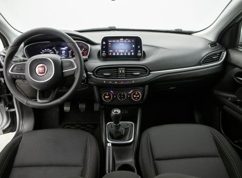 Ficha técnica de Fiat Ficha técnica de Fiat