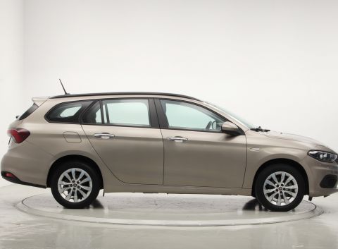 Ficha técnica de Fiat Ficha técnica de Fiat