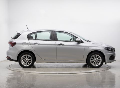 Ficha técnica de Fiat Ficha técnica de Fiat