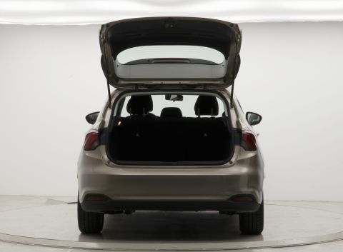Ficha técnica de Fiat Ficha técnica de Fiat