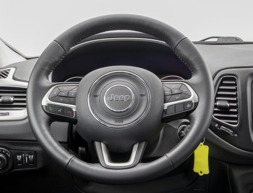 Interior de Jeep Compass