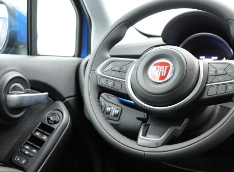 Ficha técnica de Fiat Ficha técnica de Fiat